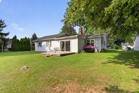 Exterior - 3533 E Gordon Dr, Spring Arbor, MI 49283 photo 3 of 14