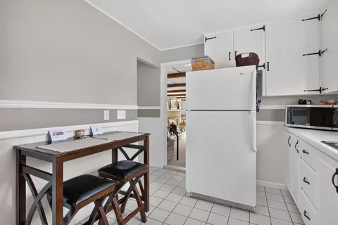 Kitchen - 3533 E Gordon Dr, Spring Arbor, MI 49283 photo 1 of 3