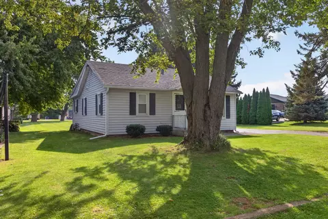 Exterior - 3533 E Gordon Dr, Spring Arbor, MI 49283 photo 5 of 14