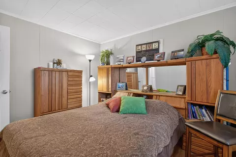 Bedroom - 3533 E Gordon Dr, Spring Arbor, MI 49283 photo 5 of 8