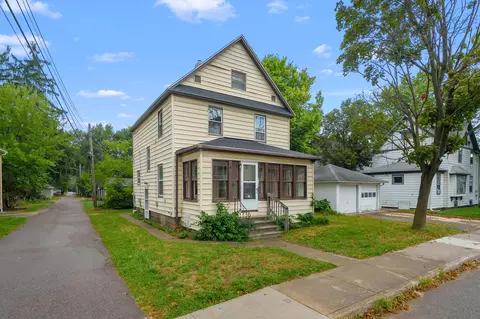 1512 Race St, Kalamazoo, MI 49001