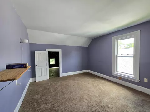 Bedroom - 502 S Elm Ave, Jackson, MI 49203 photo 4 of 4