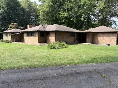 10399 Condit Rd, Albion, MI 49224