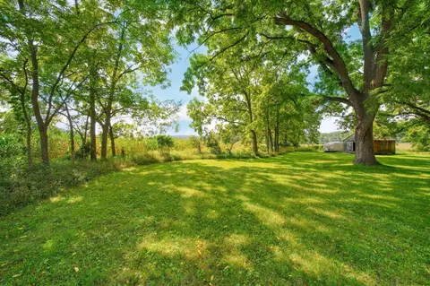 Exterior - 4023 Horton Rd, Jackson, MI 49201 photo 14 of 16