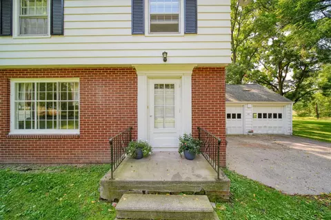 Exterior - 4023 Horton Rd, Jackson, MI 49201 photo 4 of 16