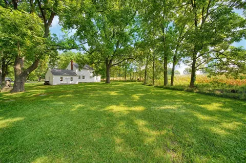 Exterior - 4023 Horton Rd, Jackson, MI 49201 photo 9 of 16