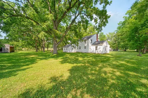 Exterior - 4023 Horton Rd, Jackson, MI 49201 photo 2 of 16