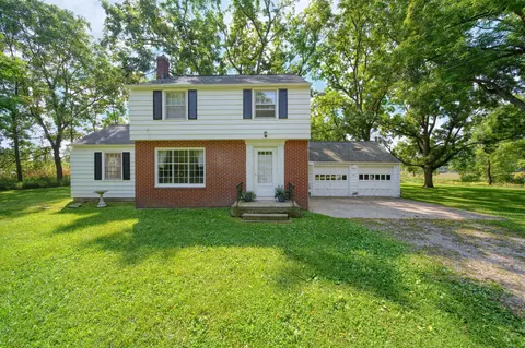 Exterior - 4023 Horton Rd, Jackson, MI 49201 photo 3 of 16