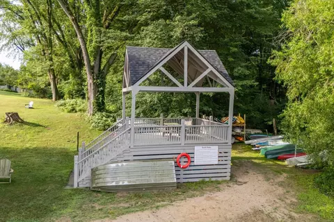 Exterior - 18 Camp Madron Rd, Buchanan, MI 49107 photo 5 of 10