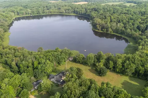 View/Area - 18 Camp Madron Rd, Buchanan, MI 49107 photo 1 of 6