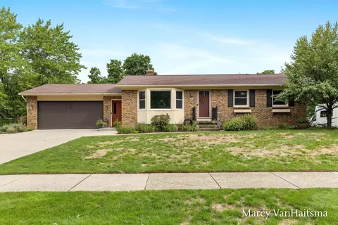 1151 Brownell St SE, Grand Rapids, MI 49508