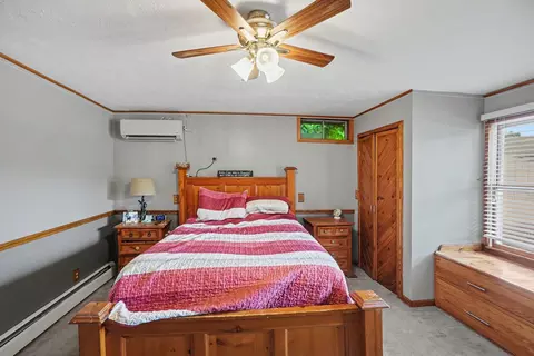 Bedroom - 10457 S Gordon Ave, Grant, MI 49327 photo 2 of 3