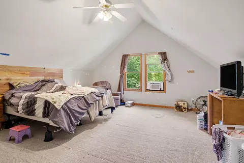 Bedroom - 717 S Broas St, Belding, MI 48809 photo 3 of 4