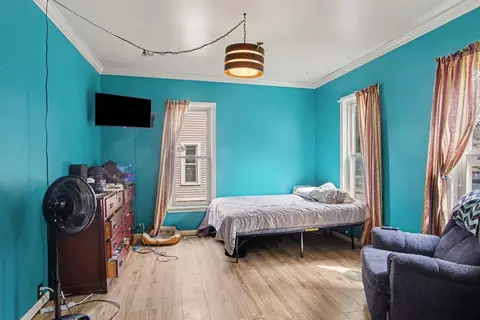 Bedroom - 717 S Broas St, Belding, MI 48809 photo 1 of 4