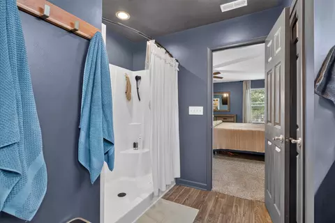 Entry Way - 5168 Stone River Rd, Jackson, MI 49201 photo 7 of 10