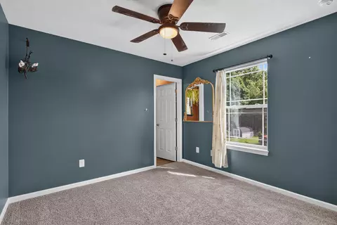 Bedroom - 5168 Stone River Rd, Jackson, MI 49201 photo 5 of 16