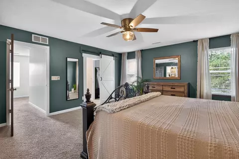 Bedroom - 5168 Stone River Rd, Jackson, MI 49201 photo 2 of 16