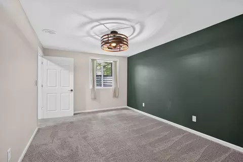 Bedroom - 5168 Stone River Rd, Jackson, MI 49201 photo 12 of 16