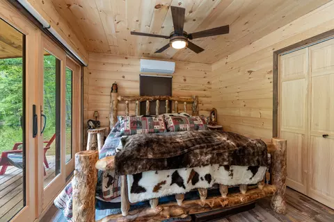 Bedroom - 10175 S Riverbend Rd, Baldwin, MI 49304 photo 2 of 3