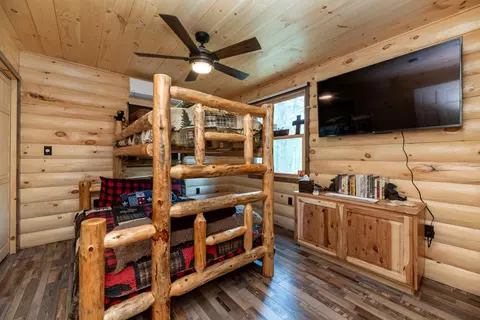 Bedroom - 10175 S Riverbend Rd, Baldwin, MI 49304 photo 3 of 3