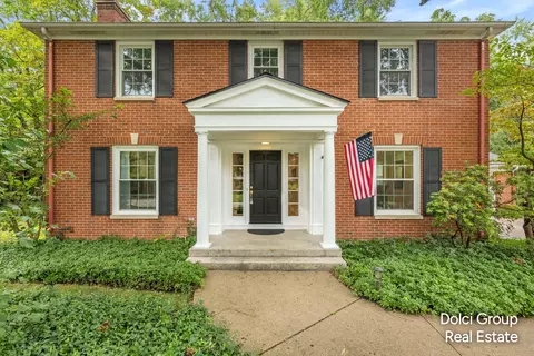 2115 Romence St NE, Grand Rapids, MI 49503