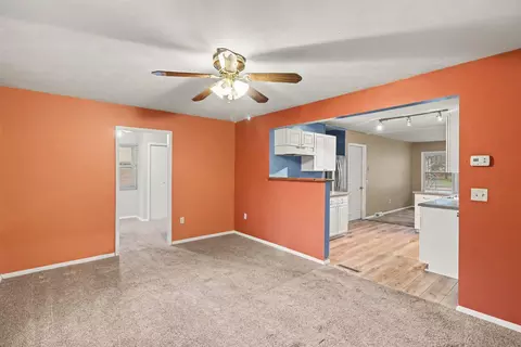 Living - 735 White Pigeon Rd, Constantine, MI 49042 photo 2 of 3