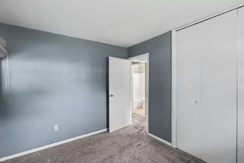 Bedroom - 735 White Pigeon Rd, Constantine, MI 49042 photo 3 of 6