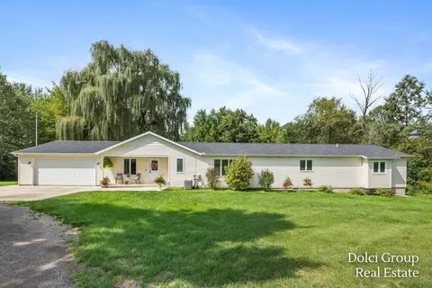2055 S Peters Rd, Casnovia, MI 49318
