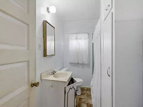 Bath - 124 N Park Dr, Algonac, MI 48001 photo 1 of 1