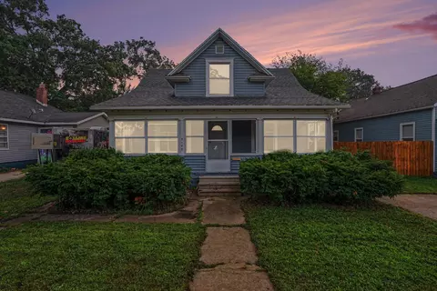2128 Hoyt St, Muskegon Heights, MI 49444