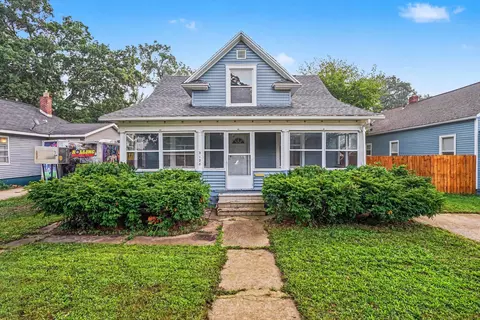 2128 Hoyt St, Muskegon Heights, MI 49444