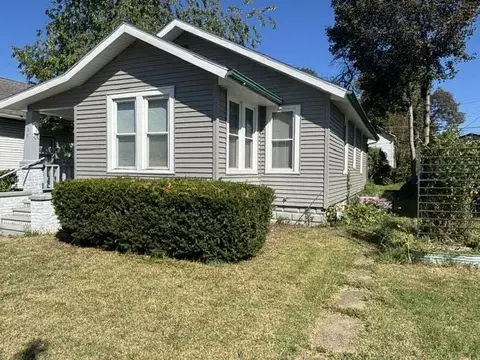 Exterior - 635 E Main St, Benton Harbor, MI 49022 photo 2 of 2