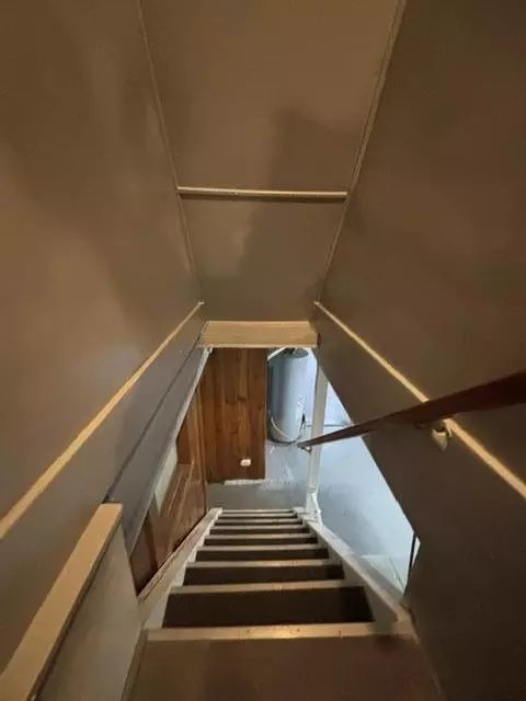 Entry Way - 635 E Main St, Benton Harbor, MI 49022 photo 3 of 3