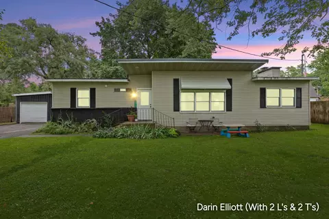 176 N State St, Woodland, MI 48897