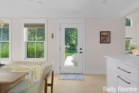 Entry Way - 8548 Conservation St NE, Ada, MI 49301 photo 4 of 8
