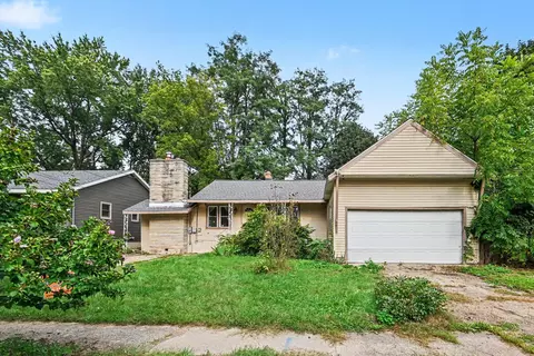 5 Randolph St, Bangor, MI 49013