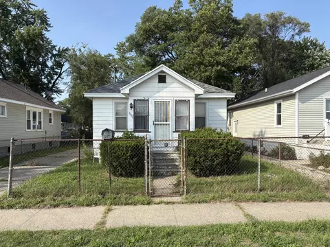 1106 E Laketon Ave, Muskegon, MI 49442