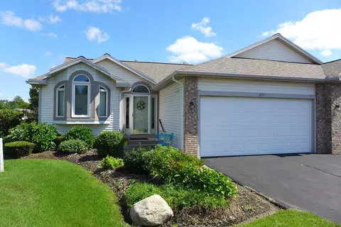 859 Deerview Ln, Holland, MI 49423