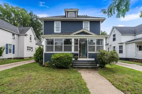 52 W 17th St, Holland, MI 49423