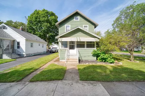 Exterior - 626 Orange St, Jackson, MI 49202 photo 12 of 15