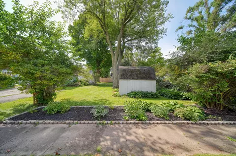 Exterior - 626 Orange St, Jackson, MI 49202 photo 7 of 15