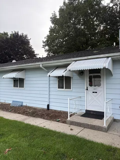 5742 Leisure South Dr SE #101, Kentwood, MI 49548