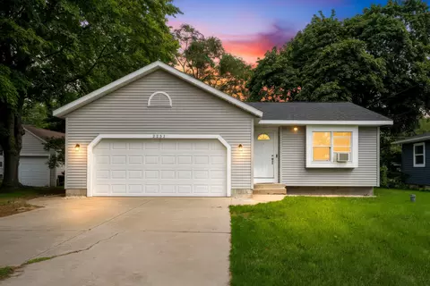 2252 Charles St, Norton Shores, MI 49441