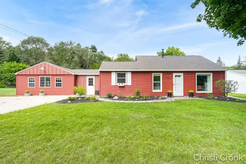 2461 Rogue River Rd NE, Belmont, MI 49306