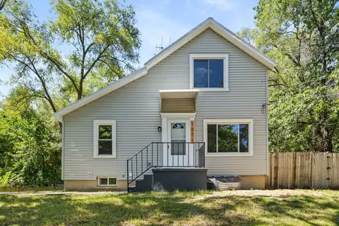1071 Bristol Ave NW, Grand Rapids, MI 49504