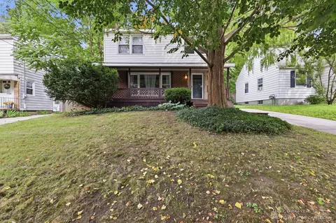 1512 Sylvan Ave SE, Grand Rapids, MI 49506