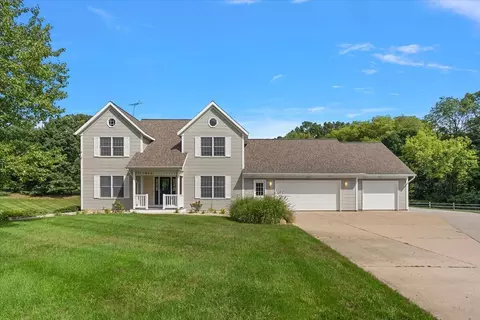 1977 Post Dr NE, Belmont, MI 49306
