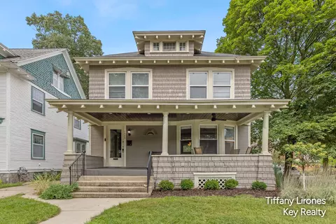 1355 Sigsbee St SE, Grand Rapids, MI 49506