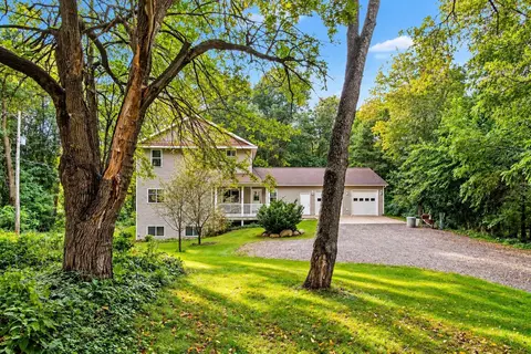5171 Bancroft Ave SE, Lowell, MI 49331