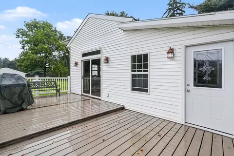 Exterior - 12200 North Ave, Bellevue, MI 49021 photo 9 of 13